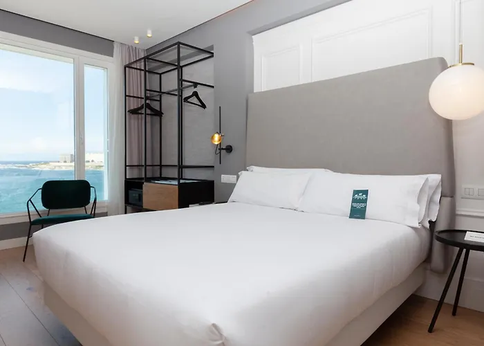 Отель Riazor Ла-Корунья